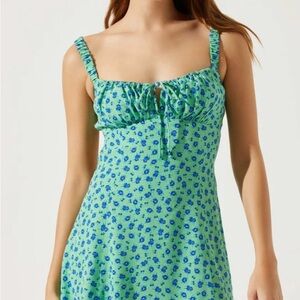 ASTR The Label Sweetheart Neck Open Back Mini Dress - Green Blue Floral
